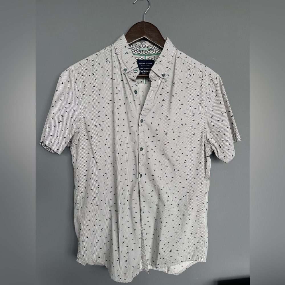 Men’s Short Sleeve Dress Shirt